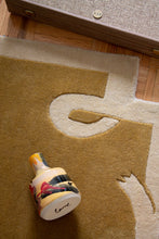 Load image into Gallery viewer, crazy japan vase/carafe